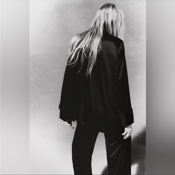 100%Silk button down shirt black - Picture 4 of 7